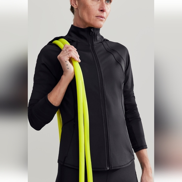 Athleta Interval Jacket With Powermove Fabric. NWT. Black XL Removable Hood - Picture 7 of 15